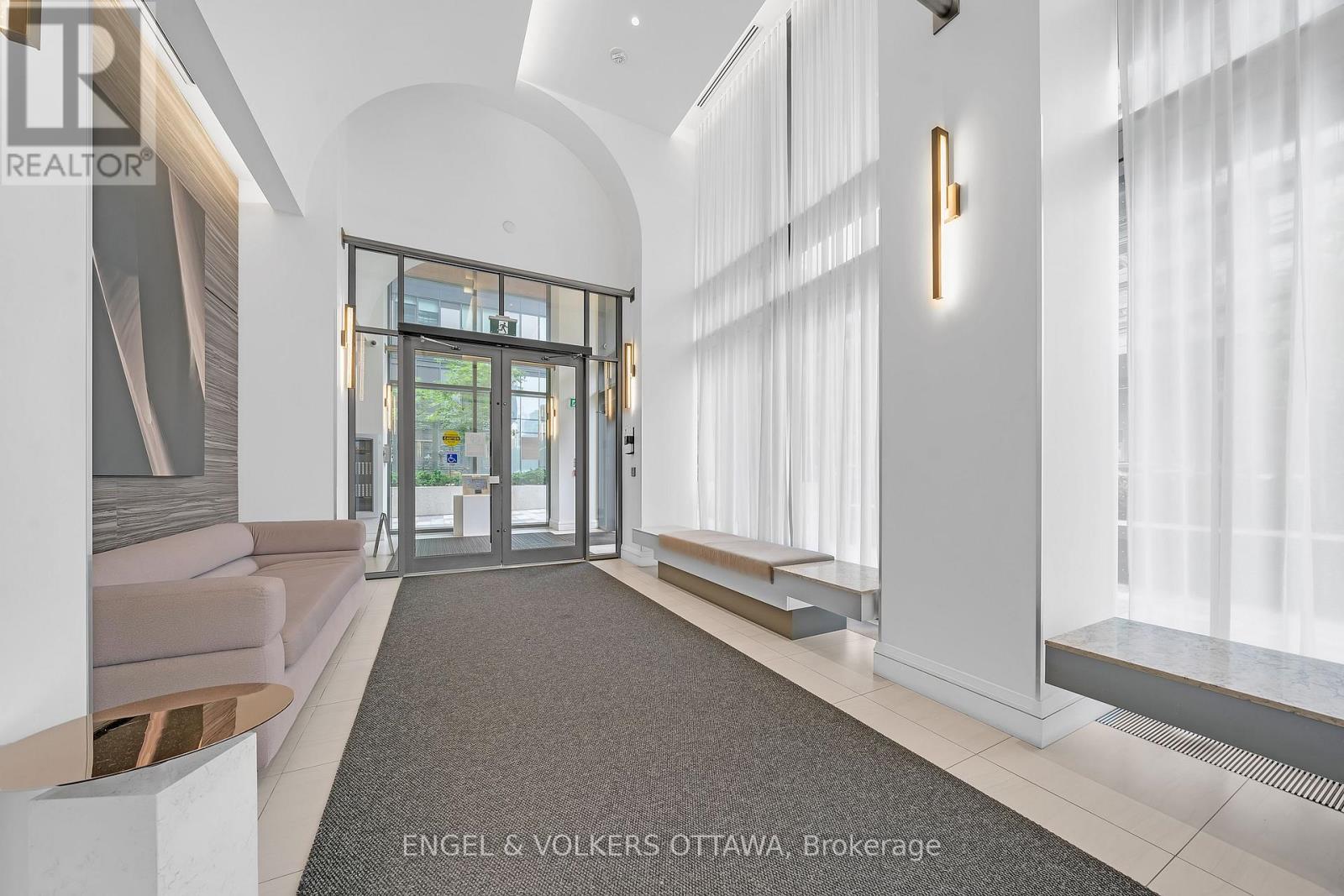 2509 - 39 Roehampton Avenue, Toronto, Ontario  M4P 0G1 - Photo 3 - C12436097