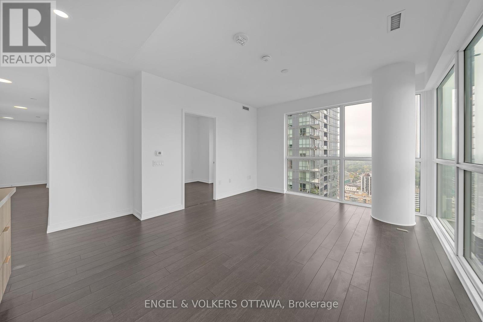 2509 - 39 Roehampton Avenue, Toronto, Ontario  M4P 0G1 - Photo 9 - C12436097