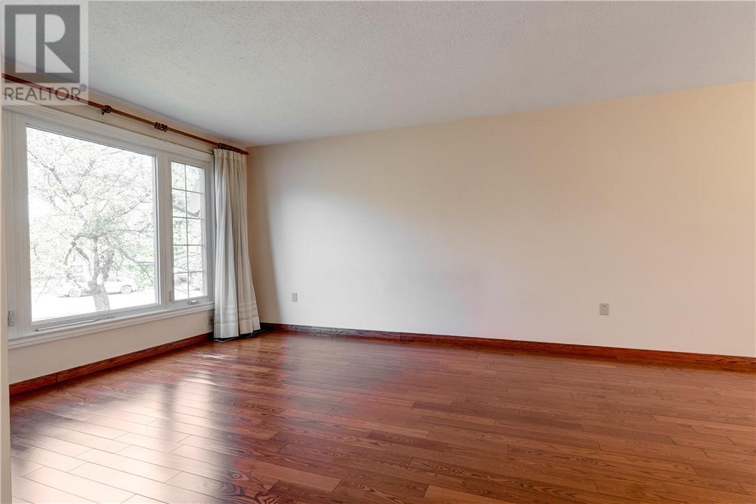 1980 Melbourne Street, Sudbury, Ontario P3A 4Y4 - Photo 4 - 2124960