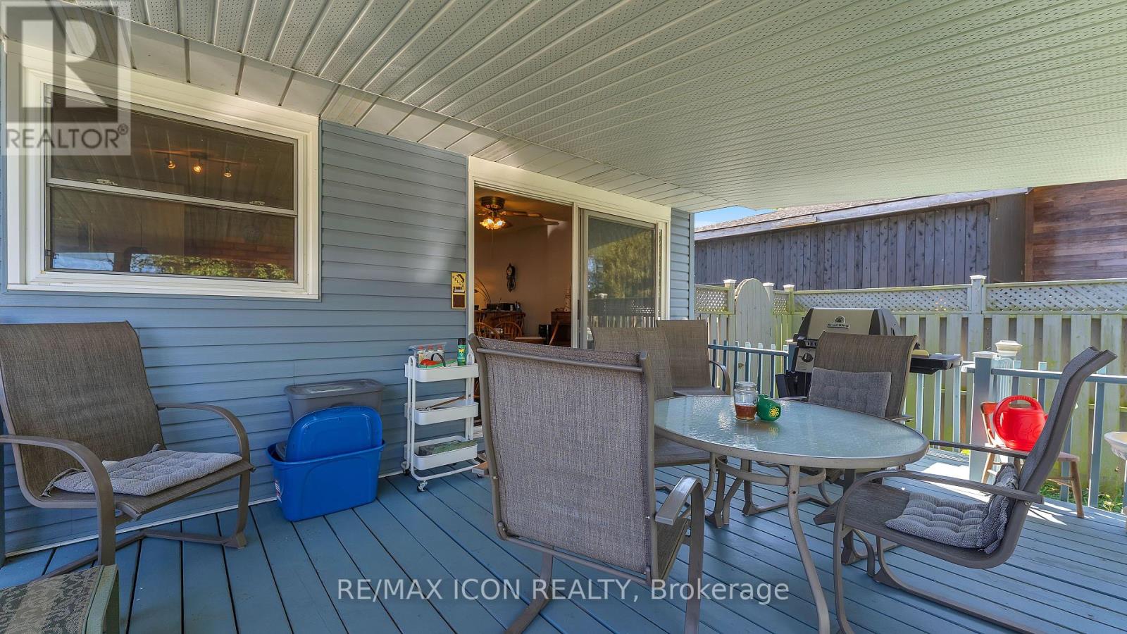 8274 Burwell Road E, Lambton Shores, Ontario  N0M 1T0 - Photo 20 - X12436056