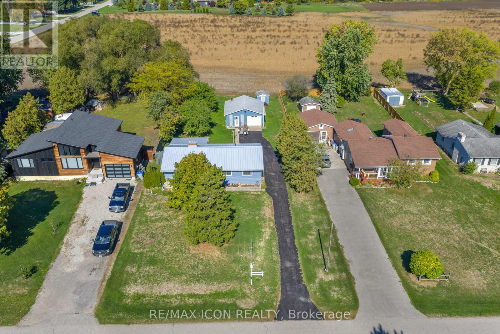 8274 Burwell Road E, Lambton Shores, Ontario  N0M 1T0 - Photo 3 - X12436056