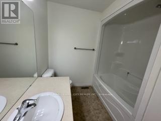 76 - 112 North Centre Road, London North (North B), Ontario  N5X 3G9 - Photo 23 - X12436061