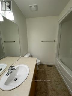 76 - 112 North Centre Road, London North (North B), Ontario  N5X 3G9 - Photo 25 - X12436061