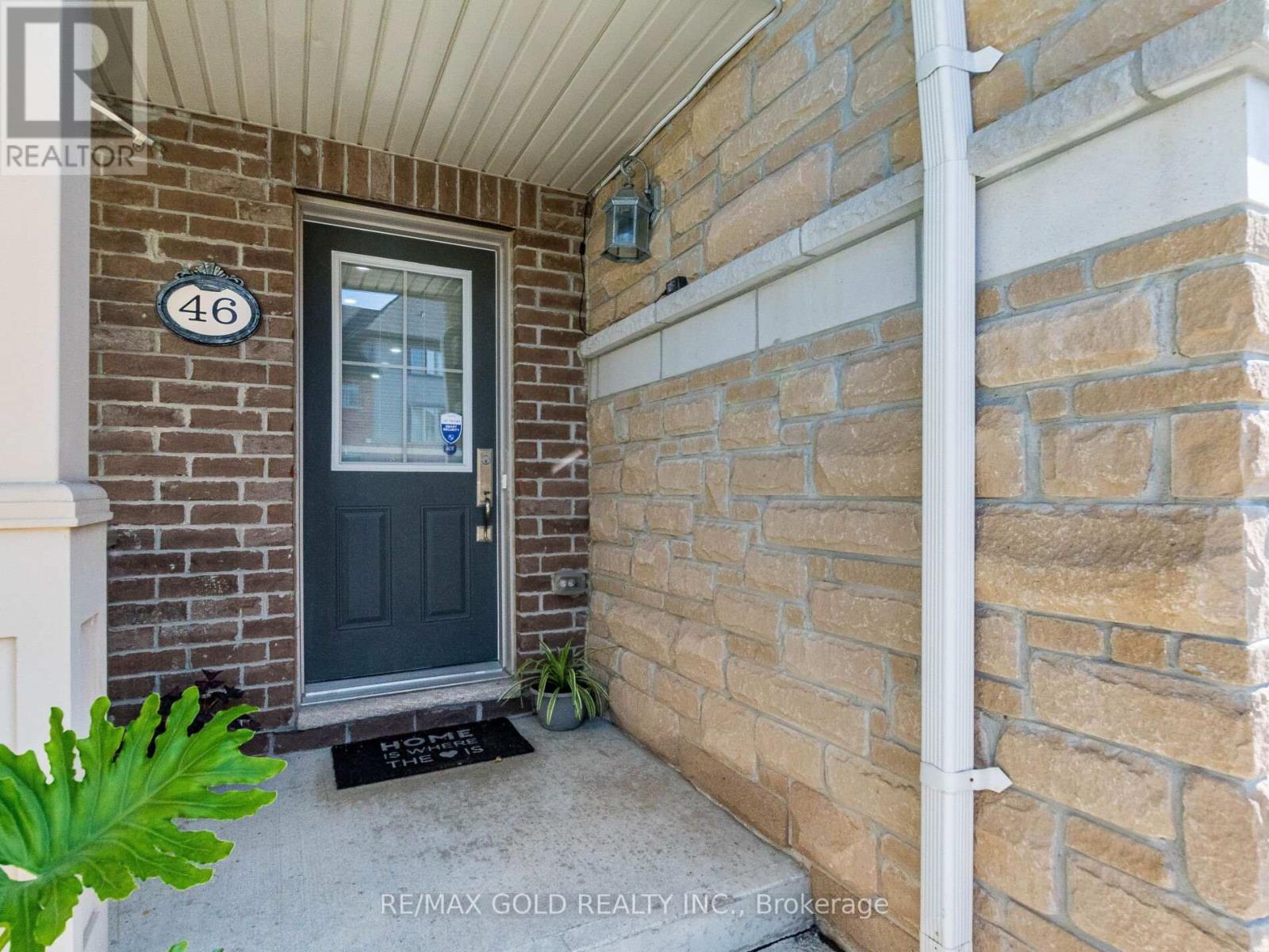 46 Soccavo Crescent, Brampton, Ontario  L6Y 0W3 - Photo 3 - W12436012