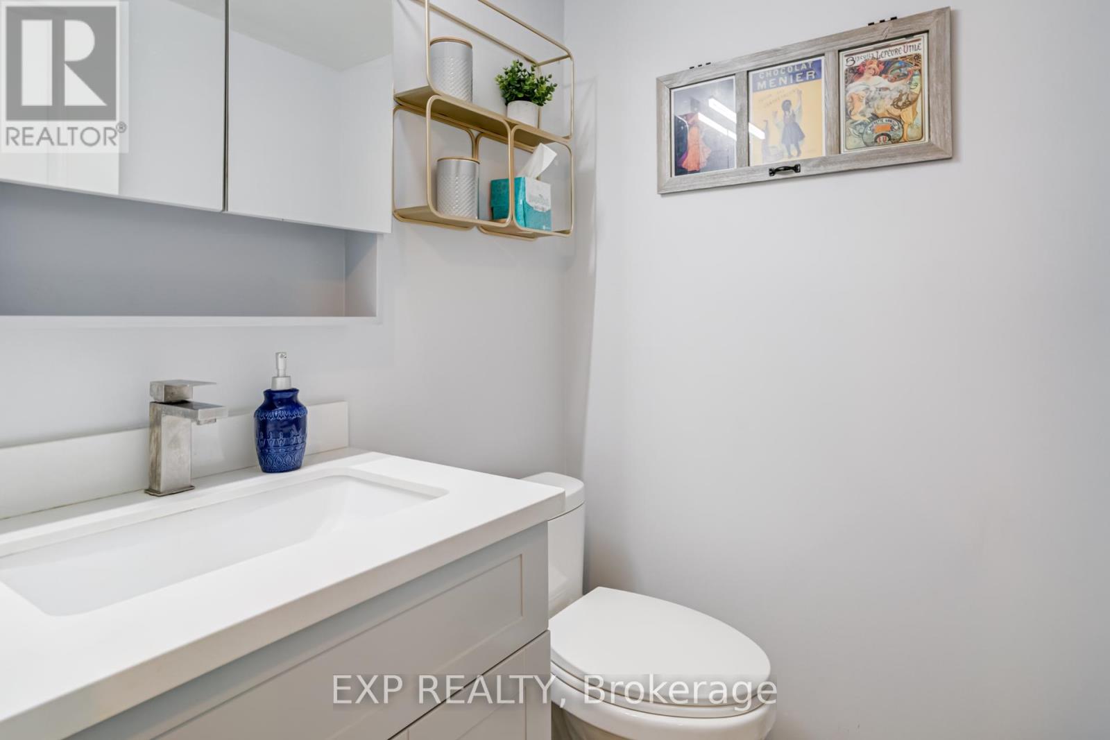 Th23 - 93 The Queensway, Toronto, Ontario  M9N 2H5 - Photo 19 - W12436029