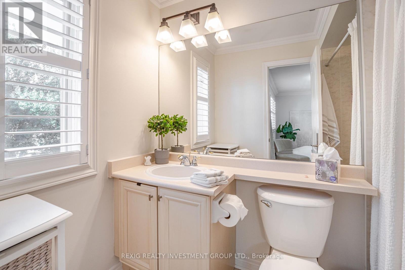 2228 Hummingbird Way, Oakville, Ontario  L6M 3Z6 - Photo 27 - W12436037