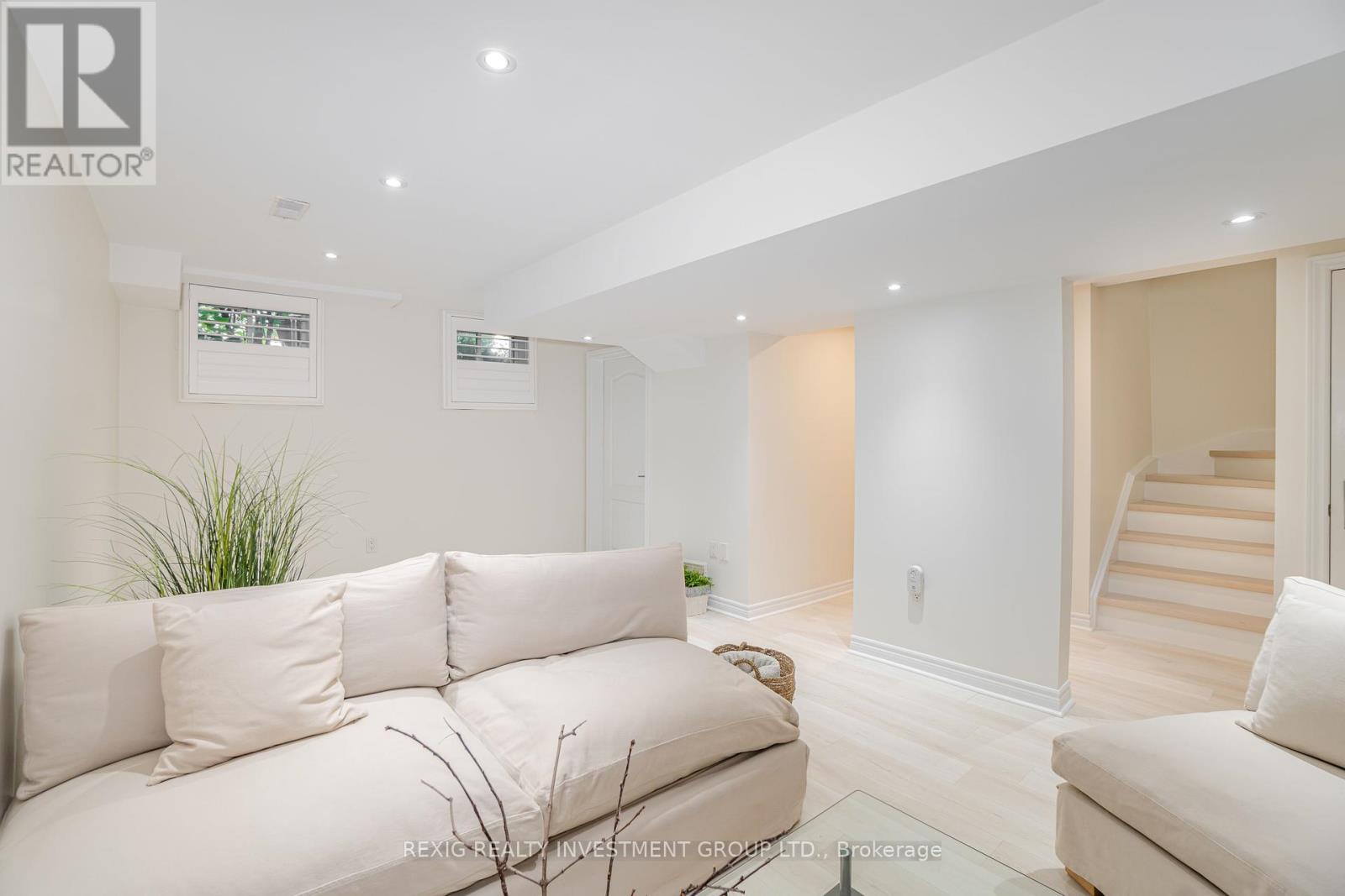 2228 Hummingbird Way, Oakville, Ontario  L6M 3Z6 - Photo 39 - W12436037