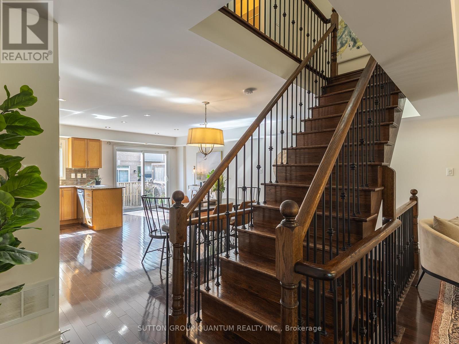 50 Rosewood Avenue, Mississauga, Ontario  L5G 4W3 - Photo 21 - W12436042