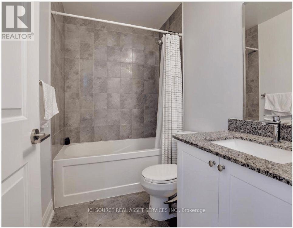 204 - 2800 Keele Street, Toronto, Ontario   - Photo 13 - W12436044