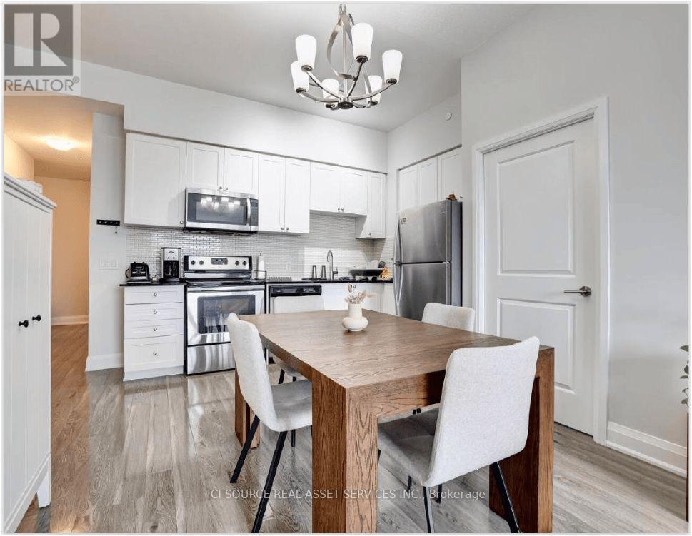204 - 2800 Keele Street, Toronto, Ontario   - Photo 7 - W12436044