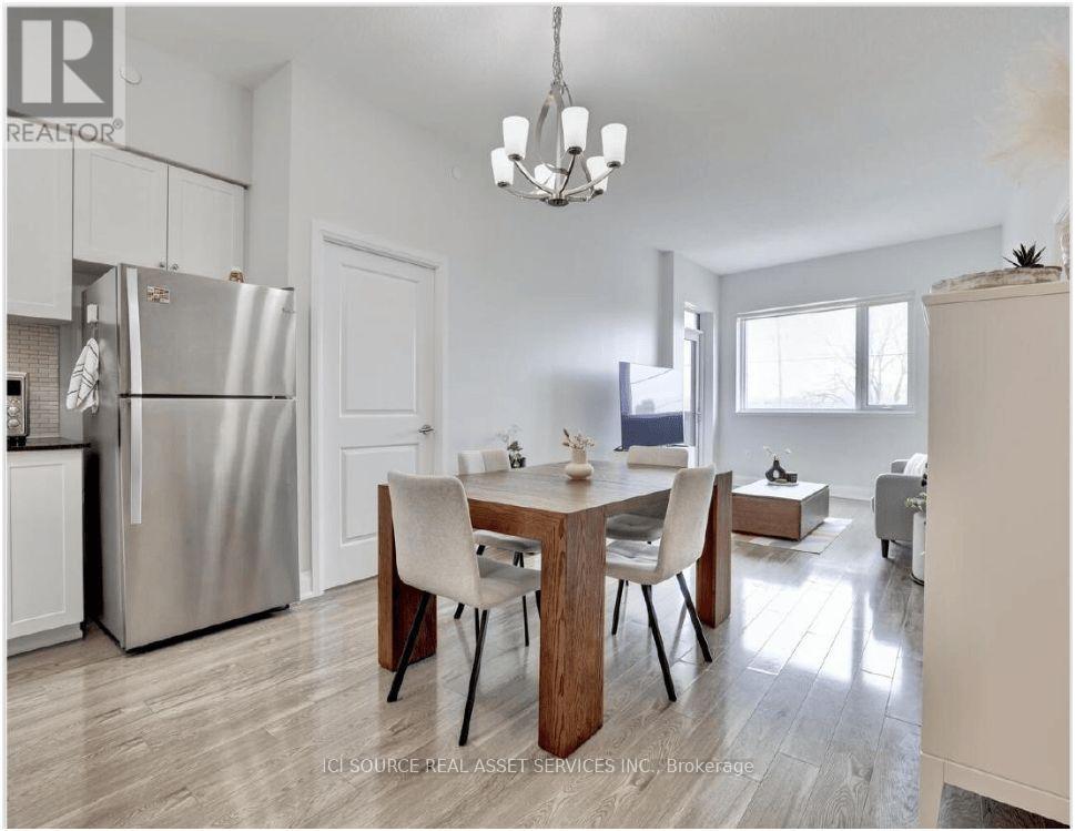 204 - 2800 Keele Street, Toronto, Ontario   - Photo 8 - W12436044