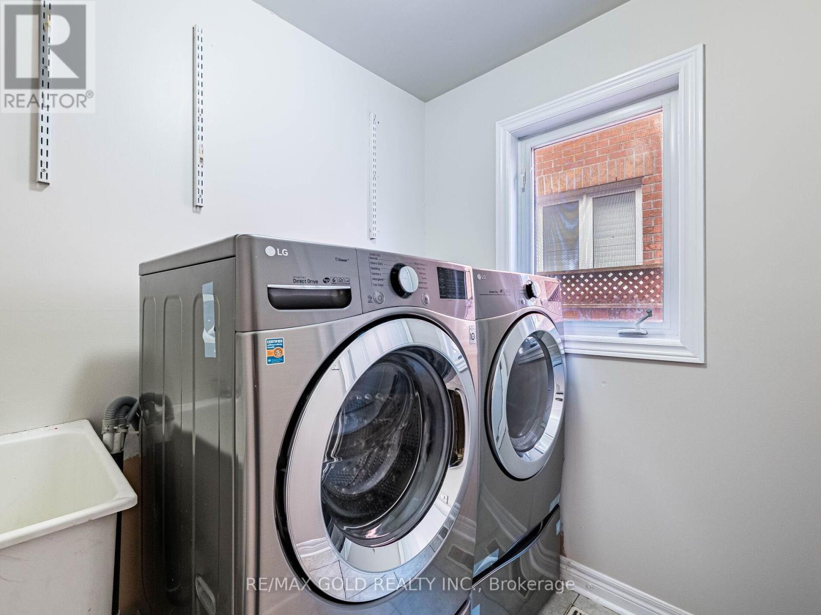 26 Yuile Court, Brampton, Ontario  L6Y 5J5 - Photo 18 - W12436052