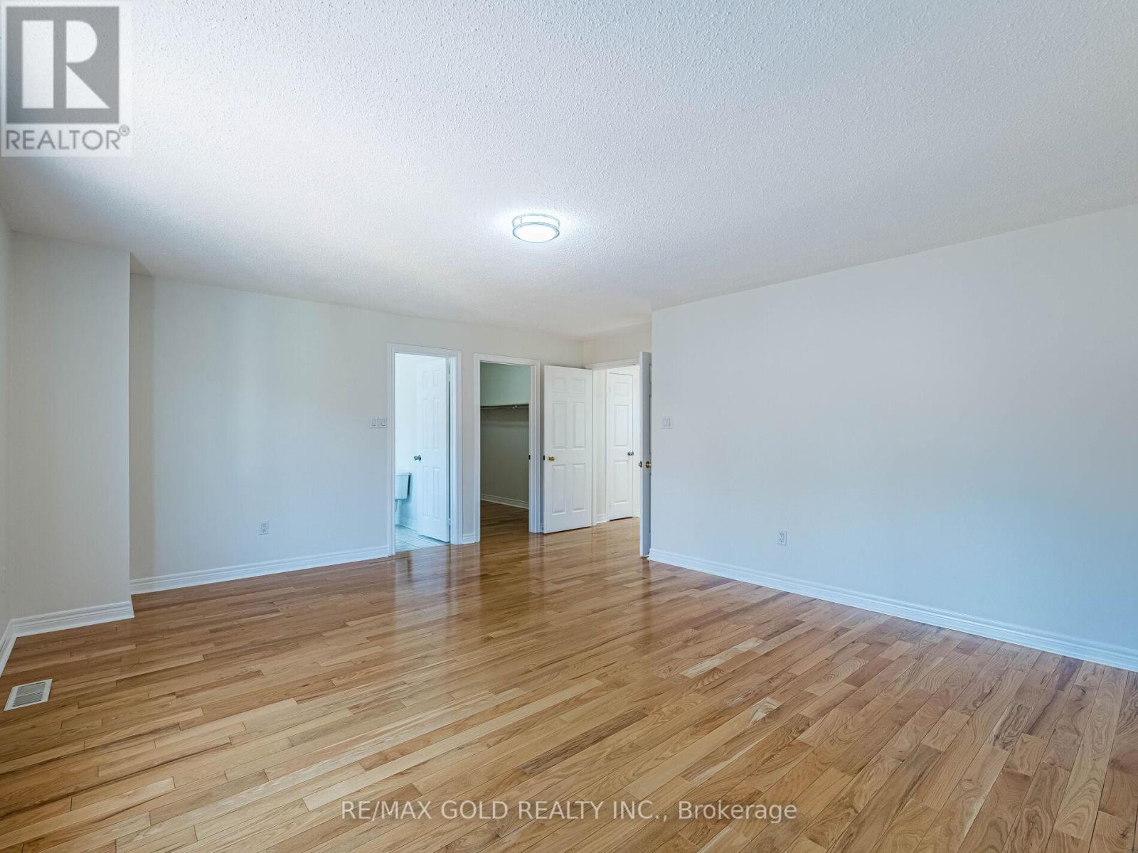 26 Yuile Court, Brampton, Ontario  L6Y 5J5 - Photo 20 - W12436052