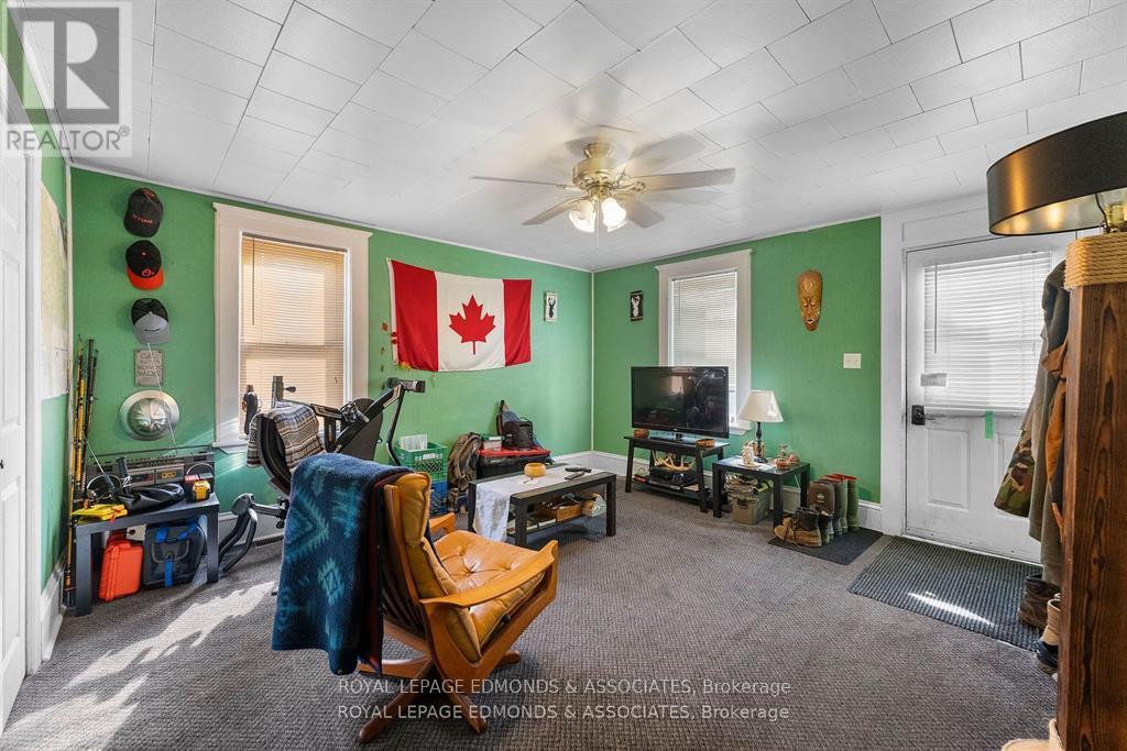 7 Isabella Street, Pembroke, Ontario  K8A 5S4 - Photo 29 - X12436096