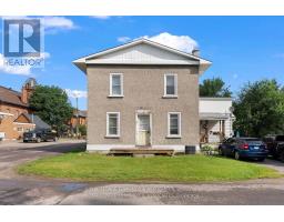 7 ISABELLA STREET, Pembroke, Ontario