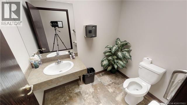 102, 5229 50 Avenue, Red Deer, Alberta  T4N 4B4 - Photo 20 - A2259933