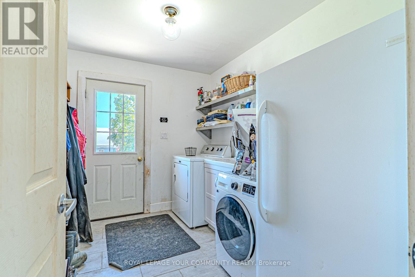 3752 Hwy 35 Highway, Kawartha Lakes, Ontario  K0M 1G0 - Photo 29 - X12436025