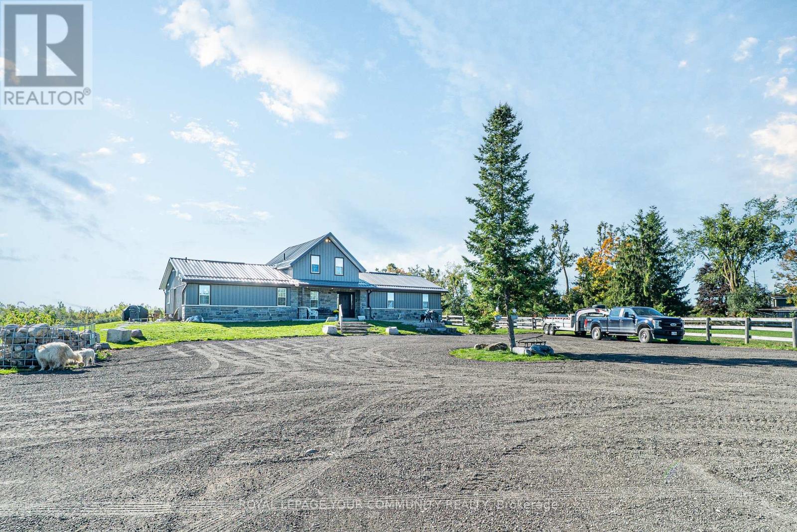 3752 Hwy 35 Highway, Kawartha Lakes, Ontario  K0M 1G0 - Photo 39 - X12436025