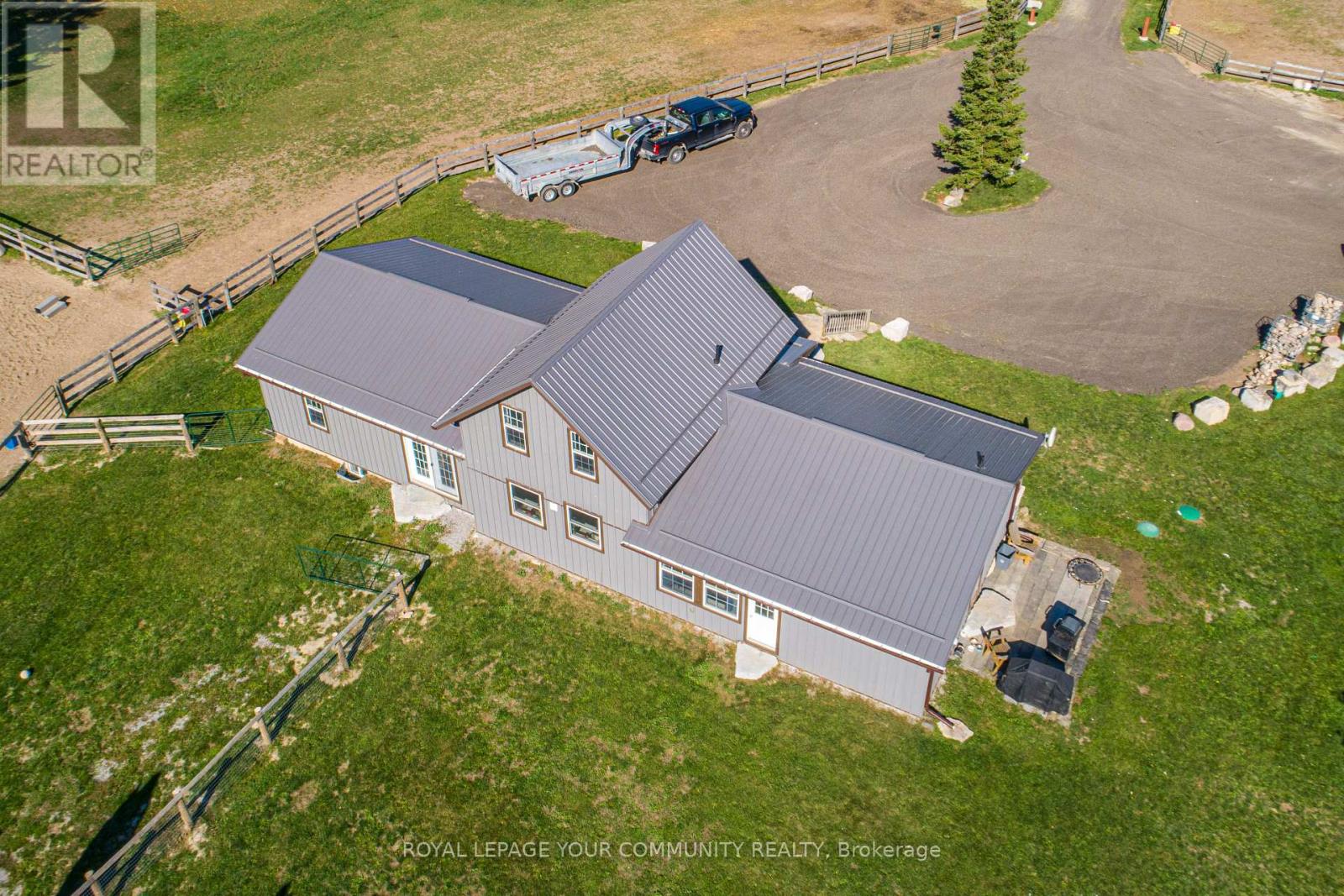 3752 Hwy 35 Highway, Kawartha Lakes, Ontario  K0M 1G0 - Photo 6 - X12436025