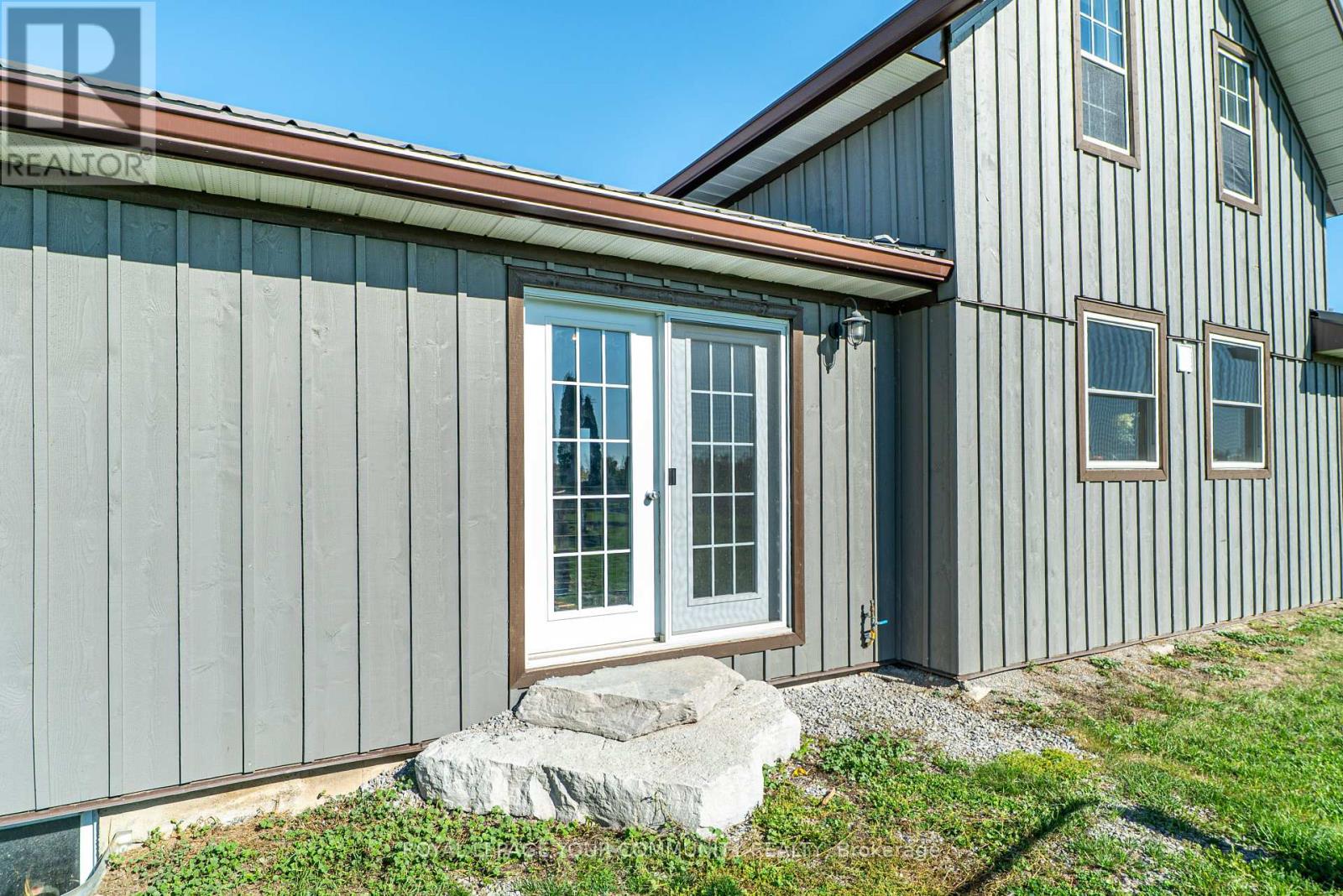 3752 Hwy 35 Highway, Kawartha Lakes, Ontario  K0M 1G0 - Photo 8 - X12436025