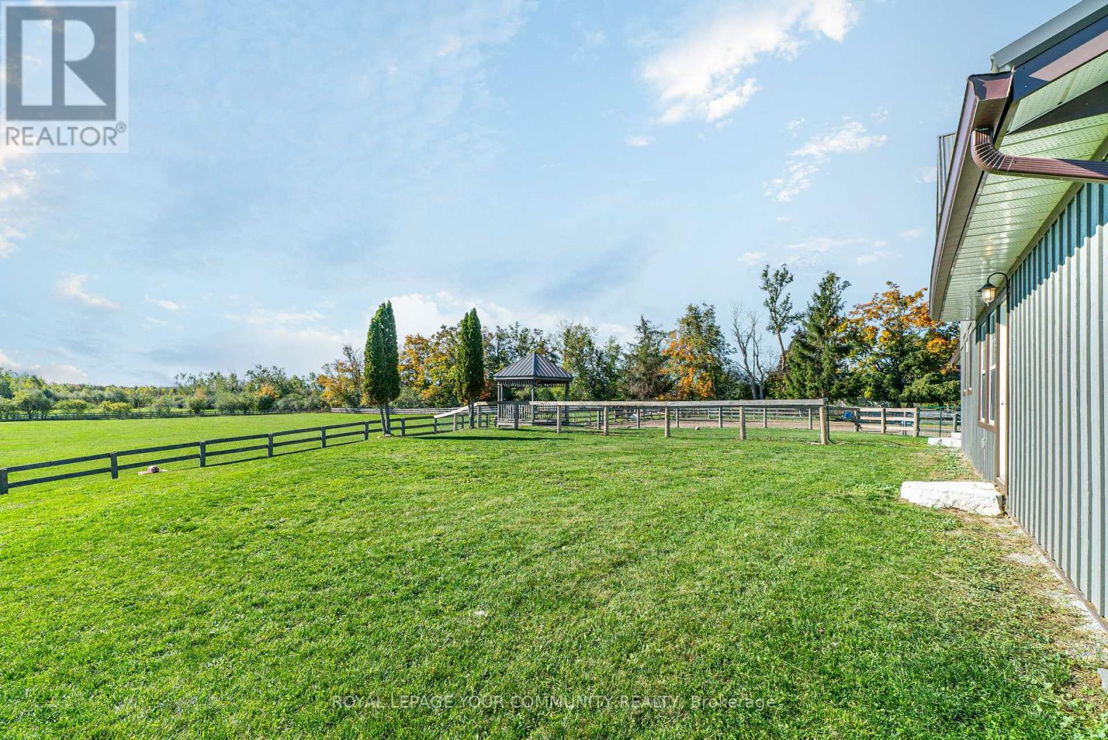 3752 Hwy 35 Highway, Kawartha Lakes, Ontario  K0M 1G0 - Photo 9 - X12436025