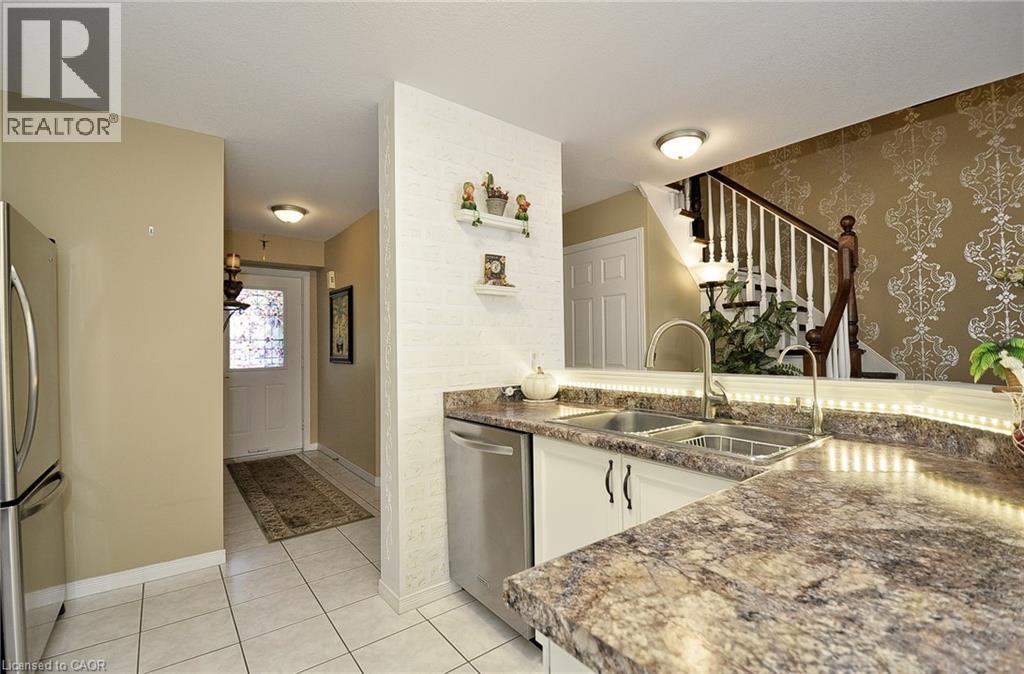 8 Brandy Crescent, Kitchener, Ontario  N2B 3W7 - Photo 17 - 40774375