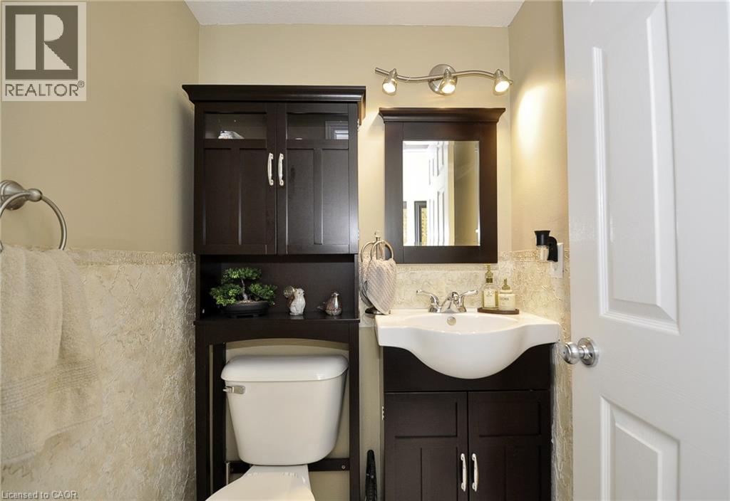8 Brandy Crescent, Kitchener, Ontario  N2B 3W7 - Photo 18 - 40774375