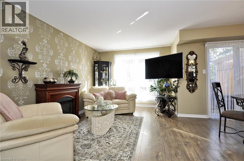 8 Brandy Crescent, Kitchener, Ontario  N2B 3W7 - Photo 8 - 40774375