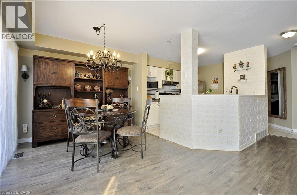 8 Brandy Crescent, Kitchener, Ontario  N2B 3W7 - Photo 9 - 40774375