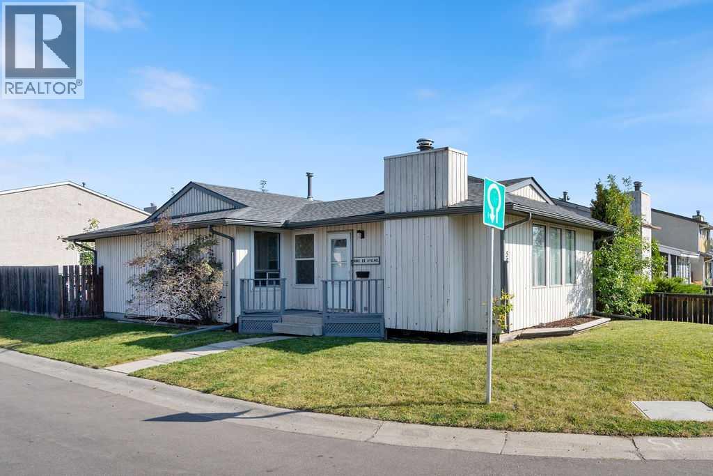 5812 22 Avenue Ne, Calgary, Alberta  T1Y 4P7 - Photo 1 - A2256055