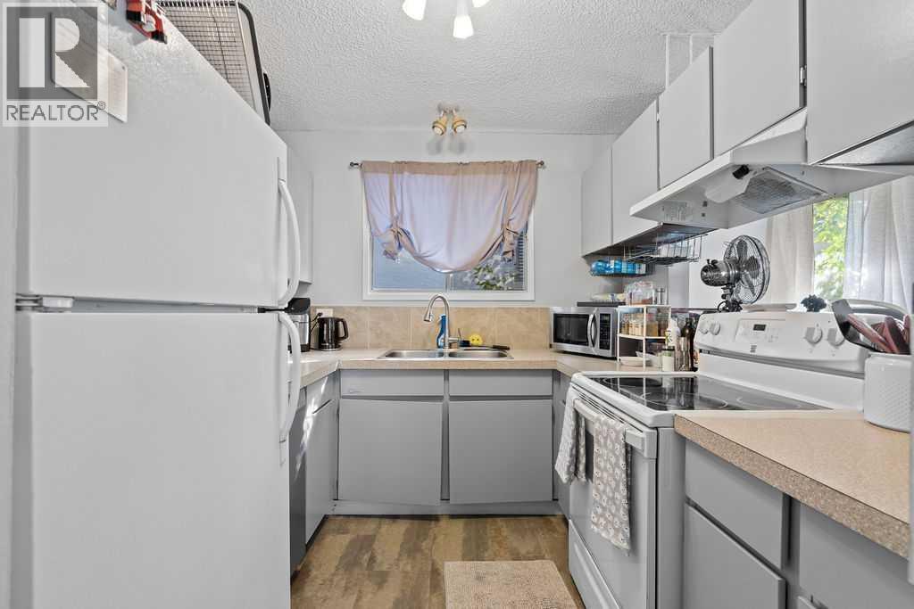 5812 22 Avenue Ne, Calgary, Alberta  T1Y 4P7 - Photo 6 - A2256055
