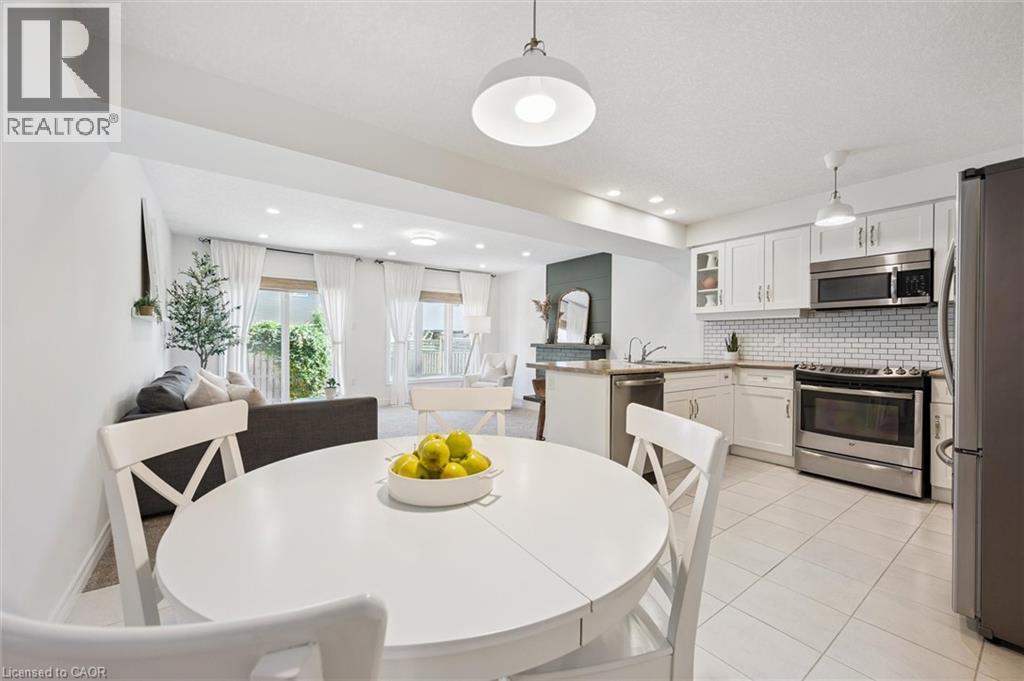 25 Sandybay Avenue, Kitchener, Ontario  N2A 0H6 - Photo 8 - 40774699