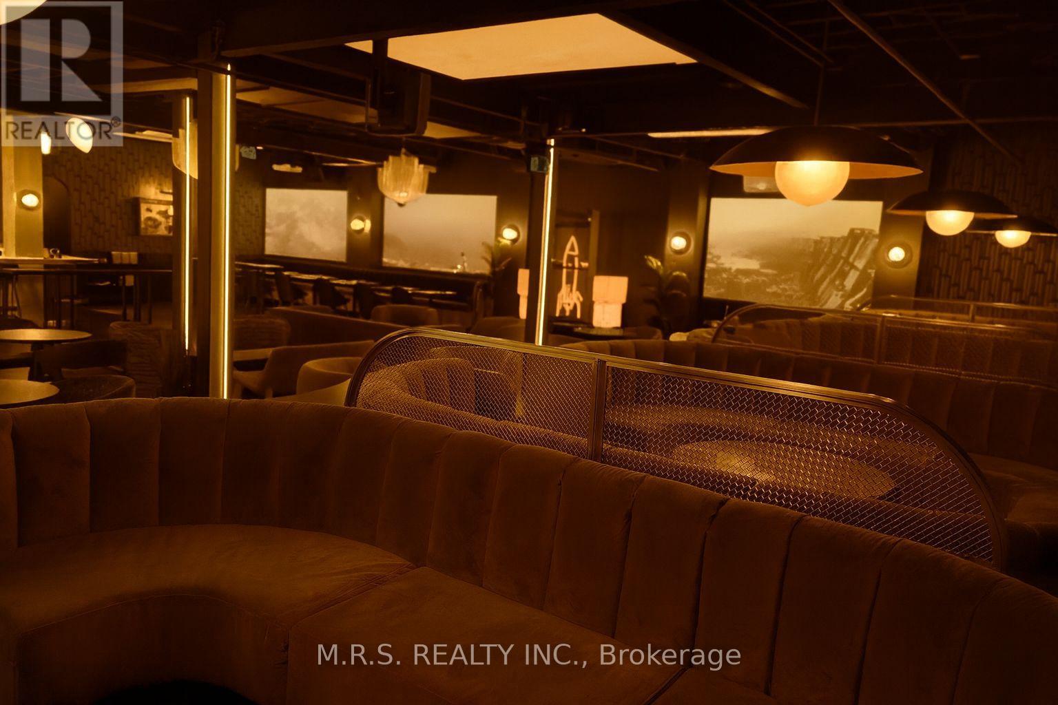 2nd Floor - 739 Queen Street W, Toronto (Niagara), Ontario  M6J 1G1 - Photo 10 - C12436070