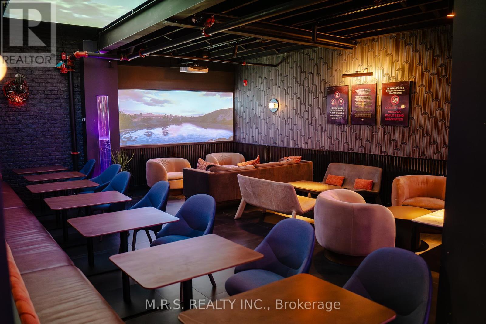 2nd Floor - 739 Queen Street W, Toronto (Niagara), Ontario  M6J 1G1 - Photo 6 - C12436070