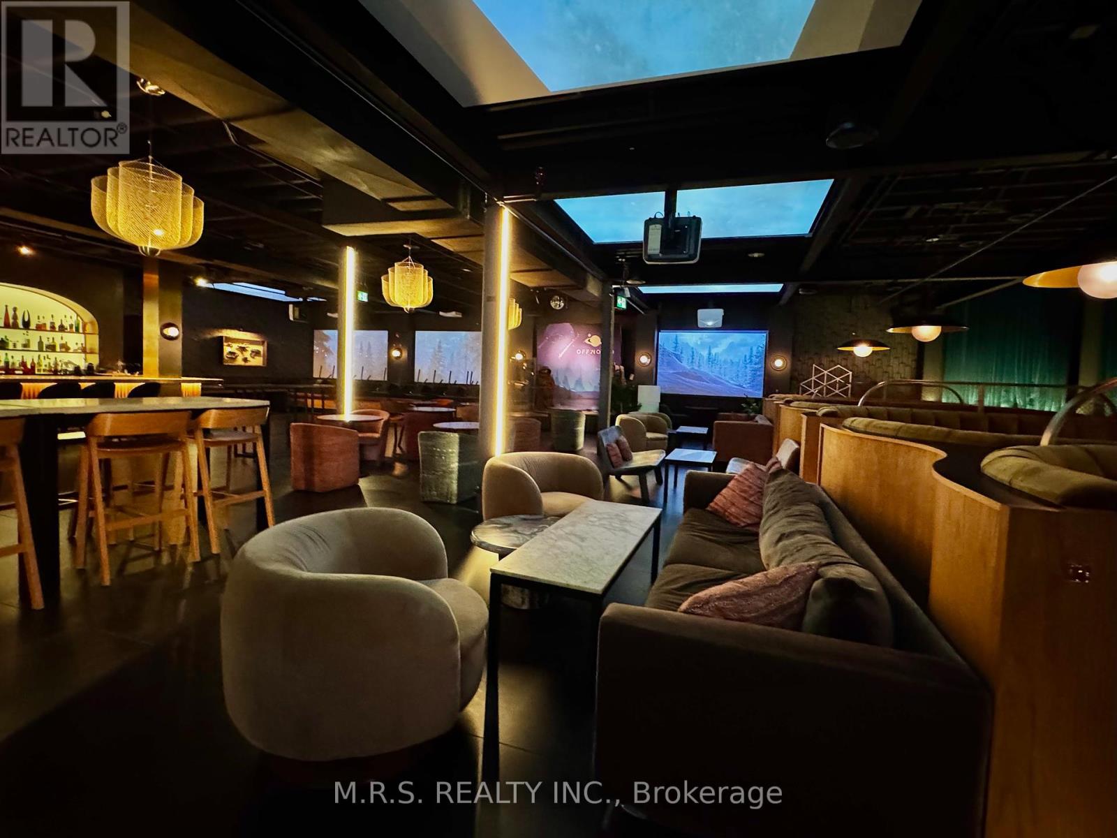 2nd Floor - 739 Queen Street W, Toronto (Niagara), Ontario  M6J 1G1 - Photo 8 - C12436070