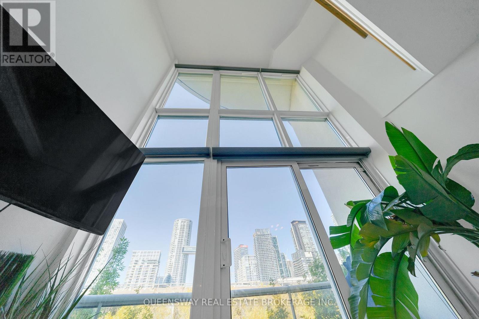 429 - 550 Queens Quay W, Toronto, Ontario  M5V 3M8 - Photo 15 - C12436101