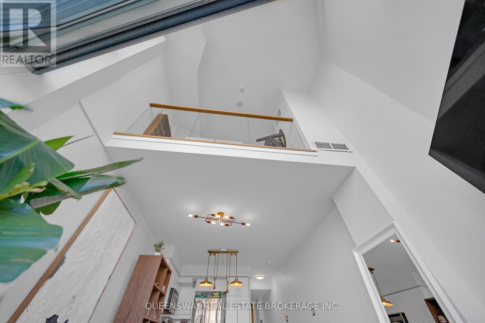 429 - 550 Queens Quay W, Toronto, Ontario  M5V 3M8 - Photo 16 - C12436101
