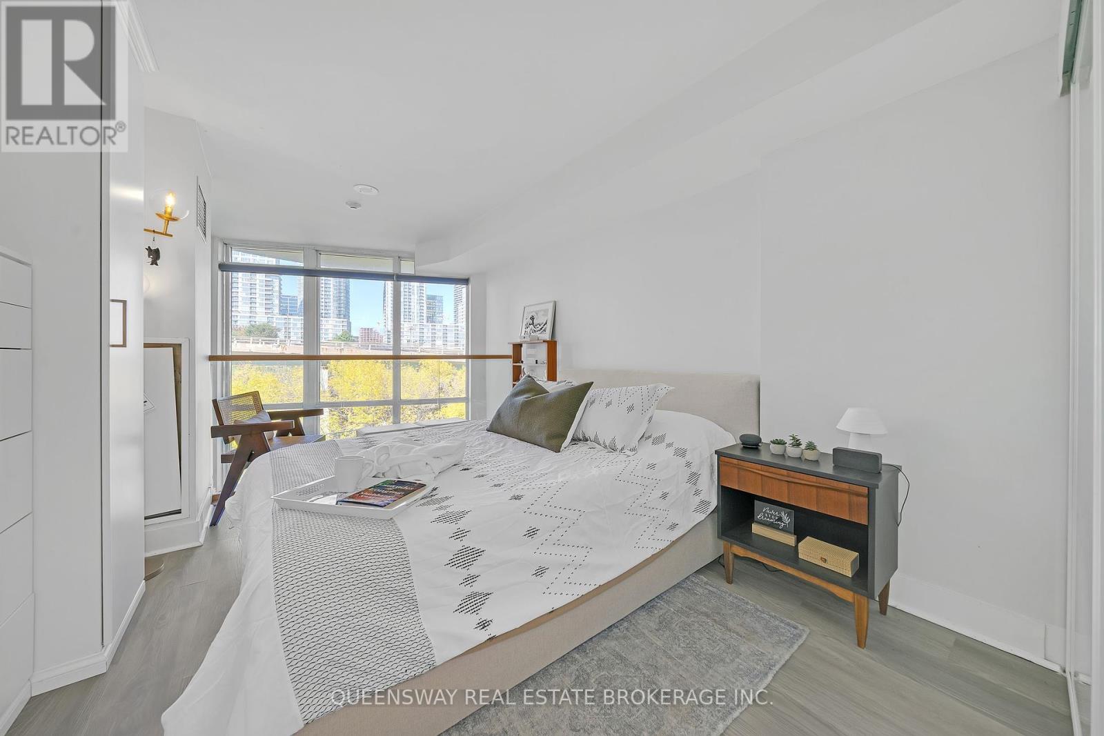 429 - 550 Queens Quay W, Toronto, Ontario  M5V 3M8 - Photo 17 - C12436101