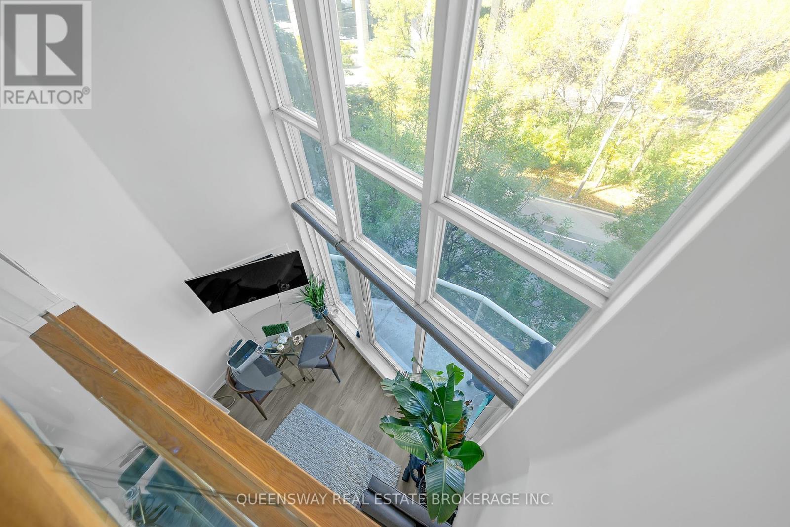 429 - 550 Queens Quay W, Toronto, Ontario  M5V 3M8 - Photo 21 - C12436101