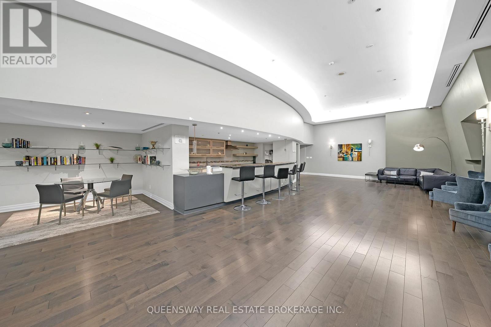 429 - 550 Queens Quay W, Toronto, Ontario  M5V 3M8 - Photo 29 - C12436101