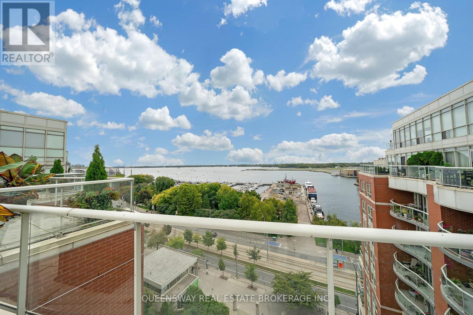 429 - 550 Queens Quay W, Toronto, Ontario  M5V 3M8 - Photo 36 - C12436101