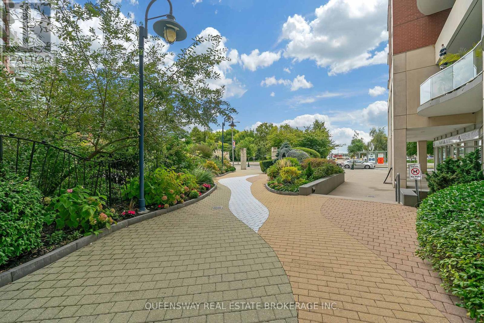 429 - 550 Queens Quay W, Toronto, Ontario  M5V 3M8 - Photo 39 - C12436101