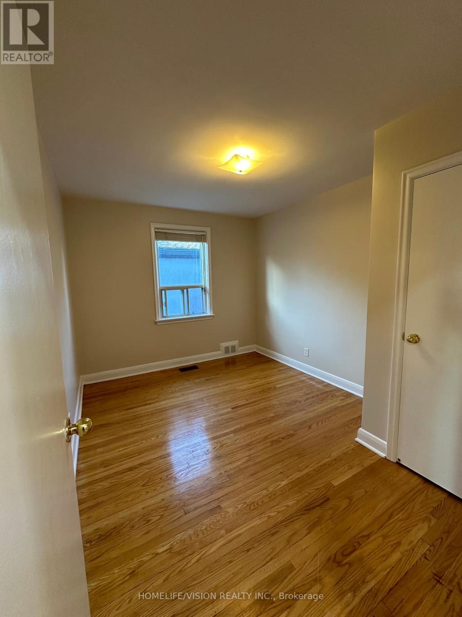 34 Inniswood Drive, Toronto, Ontario  M1R 1E5 - Photo 6 - E12261652