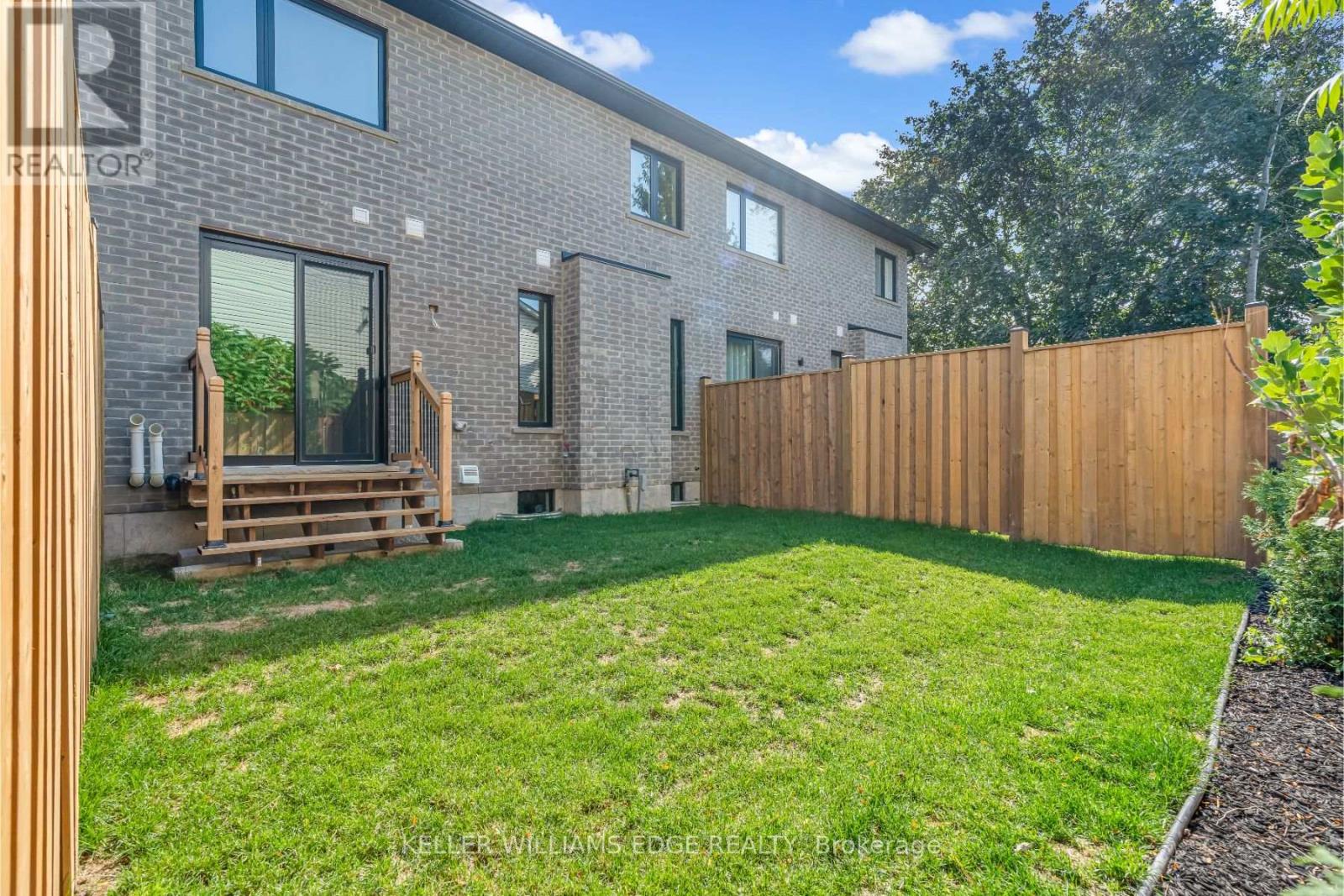 8 - 2154 Walkers Line, Burlington, Ontario  L7M 3R9 - Photo 40 - W12433000