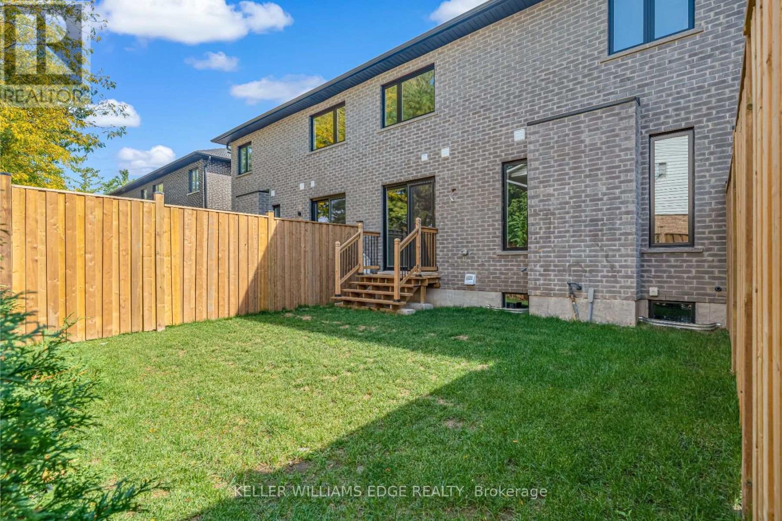 8 - 2154 Walkers Line, Burlington, Ontario  L7M 3R9 - Photo 41 - W12433000