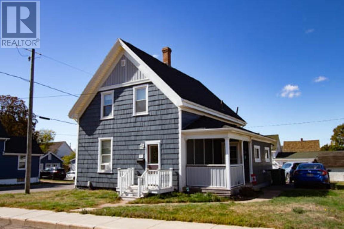 36 Cedar Street, Summerside, Prince Edward Island  C1N 3P5 - Photo 1 - 202524686