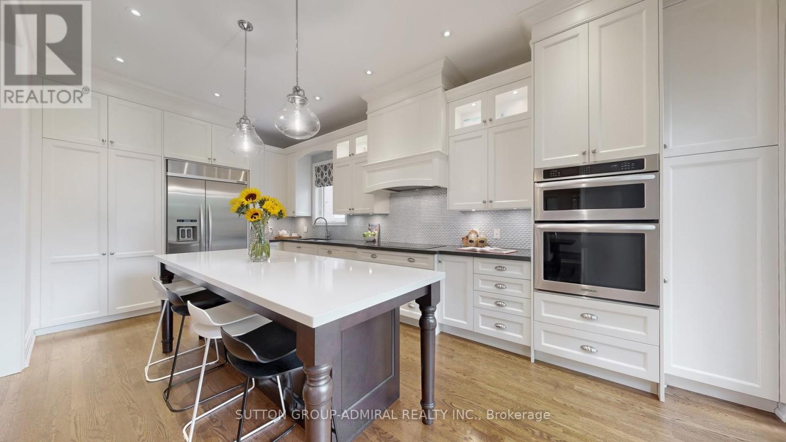 60 Baynards Lane, Richmond Hill, Ontario  L4C 9B4 - Photo 8 - N12436059