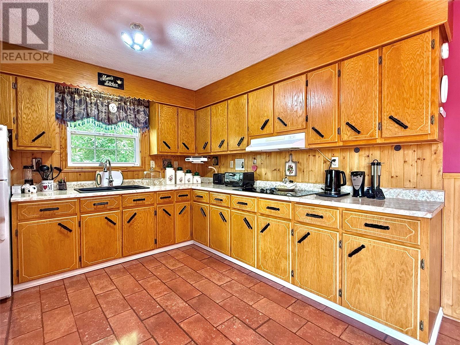 33 Oceanview Crescent, Brooklyn, Newfoundland & Labrador  A0C 1V0 - Photo 14 - 1287039
