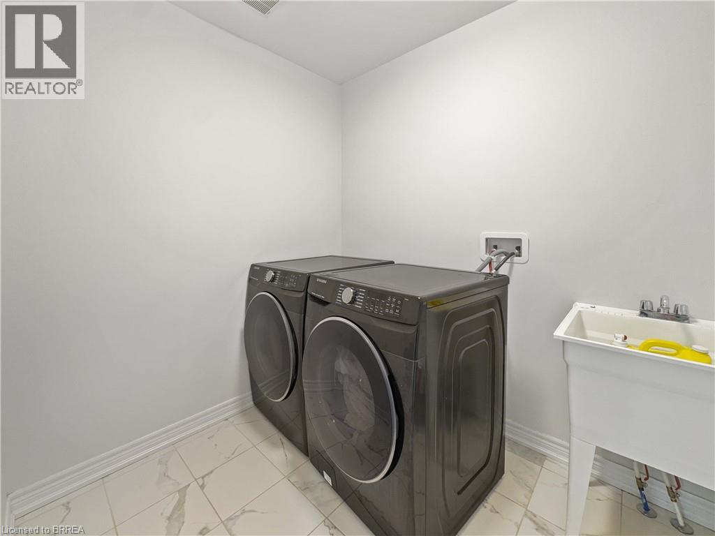 37 Drake Avenue, Paris, Ontario  N3L 0H9 - Photo 14 - 40775091