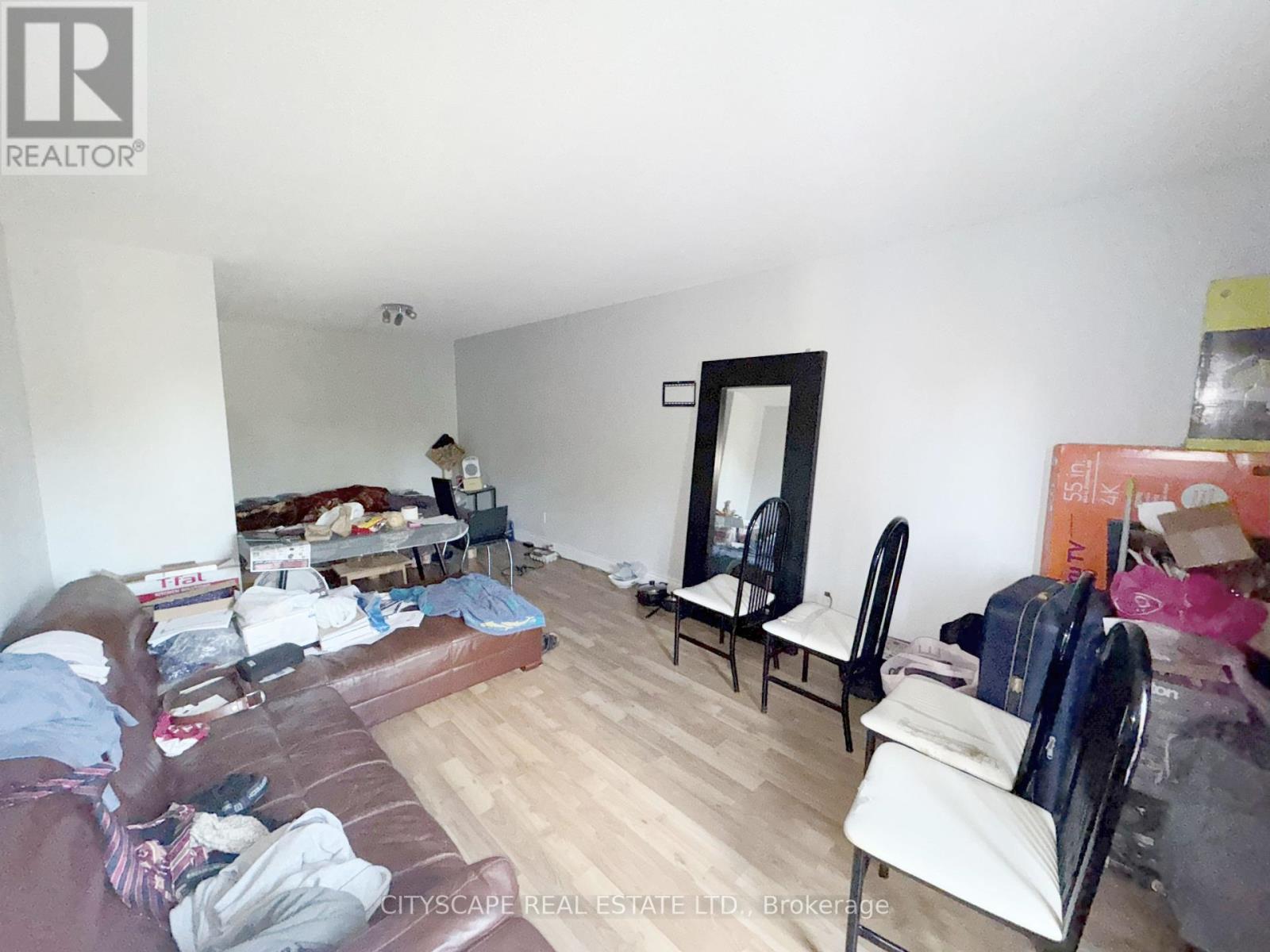 11 Melpham Court, Toronto, Ontario  M9V 2H2 - Photo 16 - W12436065